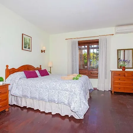 Puerto Del Carmen Sleeps 8 Air Con Wifi Puerto del Carmen (Lanzarote)